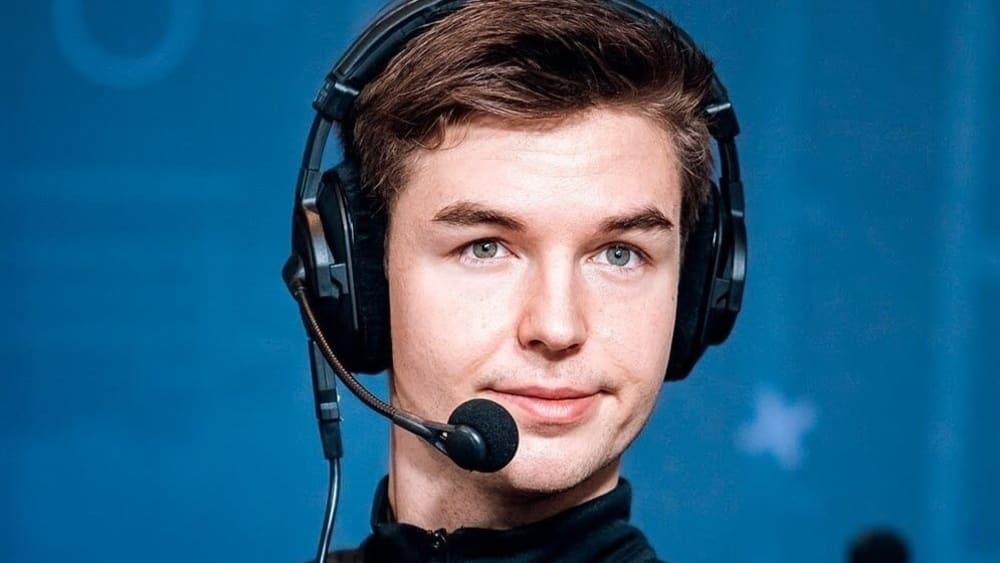Dev1ce Die Esports Biografie Teil 1 Kicker