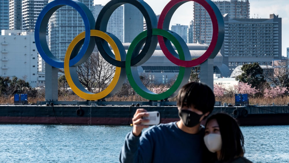 Die Kirschen blühen - und Tokio bereitet sich auf die Austragung der Spiele vor.
