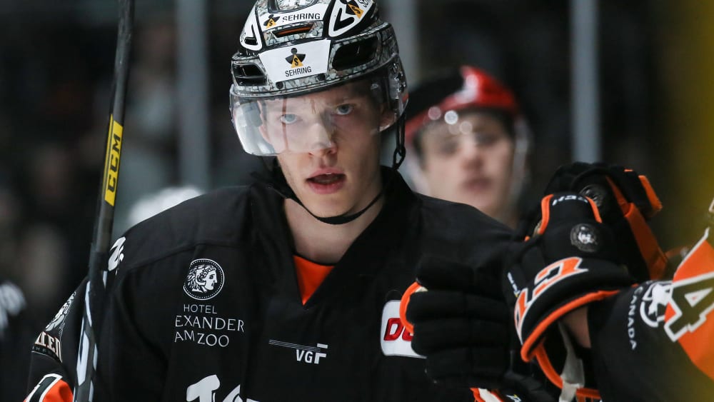 Ein Sturm-Talent für die Augsbuger Panther: Maximilian Eisenmenger.