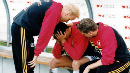 Carsten Ramelow (li.), Michael Ballack und Torben Hoffmann