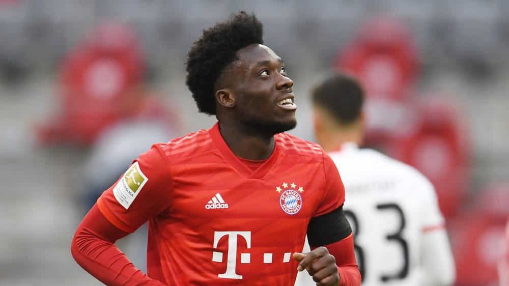 Steil nach oben: Alphonso Davies ist der Konkurrenz im ersten Halbjahr 2020 davongesprintet.