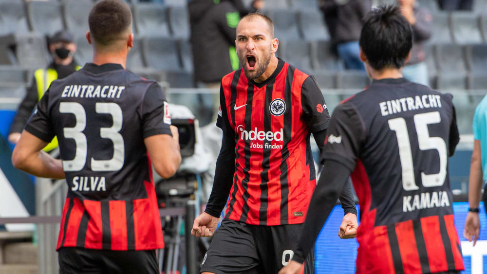 Keine Büffelherde, aber auch gefährlich: André Silva, Bas Dost und Daichi Kamada.