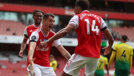Granit Xhaka (links) und Pierre-Emerick Aubameyang jubeln über ihre Tore gegen Norwich City.