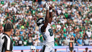 Sep 20, 2026; Nashville, TN, USA; Philadelphia Eagles wide receiver Darius Cooper (80) makes the game winning touchdown catch with 9 seconds remaining in the NFL, American Football Herren, USA regular season game between the Philadelphia Eagles and Tennessee Titans at Nissan Stadium. Mandatory Credit: -Cal Media NFL 2026: Eagles Vs Titans SEP 20 PUBLICATIONxINxGERxSUIxAUTxONLY - ZUMAc04_ 20260920_zma_c04_081 Copyright: xStephenxFurstx