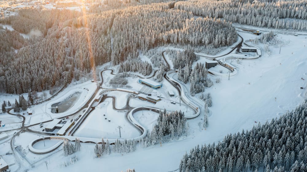  Olympia 2026: Oberhof will Rodelwettbewerbe austragen - kicker Illustration 