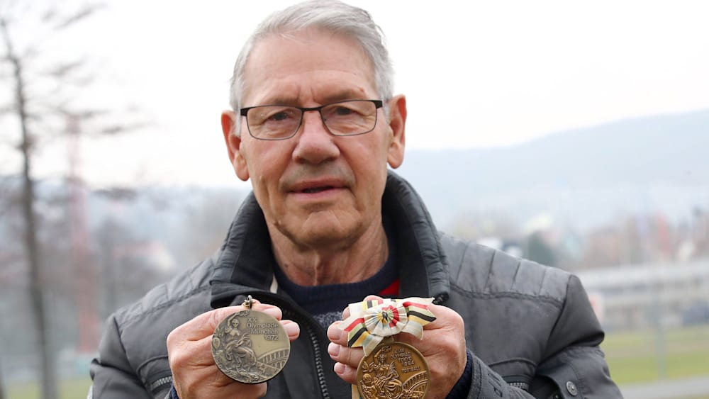 trauer-um-ddr-fu-ball-ikone-eberhard-vogel-ist-gestorben-kicker