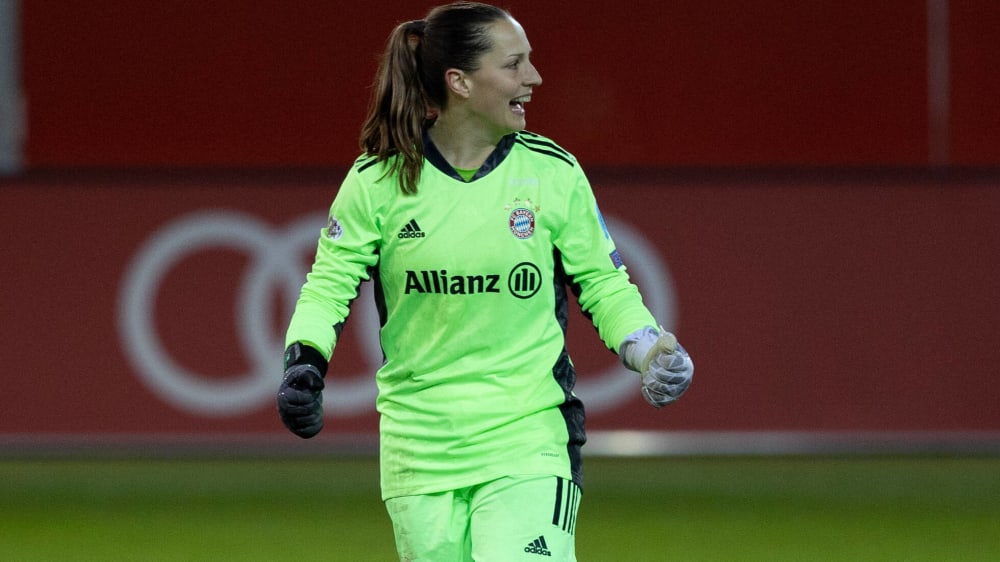 Laura Benkarth hat mit dem FC Bayern das Halbfinale der Königsklasse fest im Blick.
