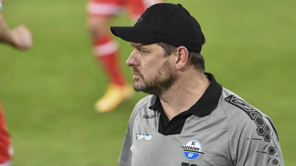 Paderborns Trainer Steffen Baumgart war nicht gänzlich unzufrieden nach dem 1:2 in Düsseldorf.