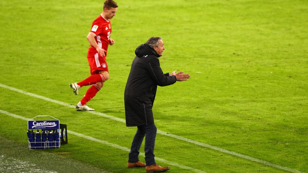 Bielefeld Trainer Uwe Neuhaus
