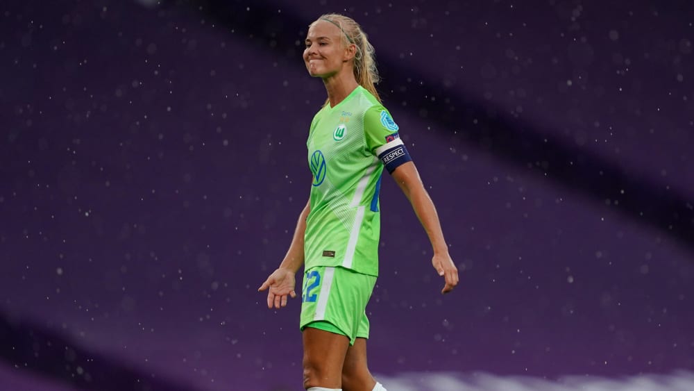 Pernille Harder vom VfL Wolfsburg ist Fußballerin des Jahres 2020 - kicker