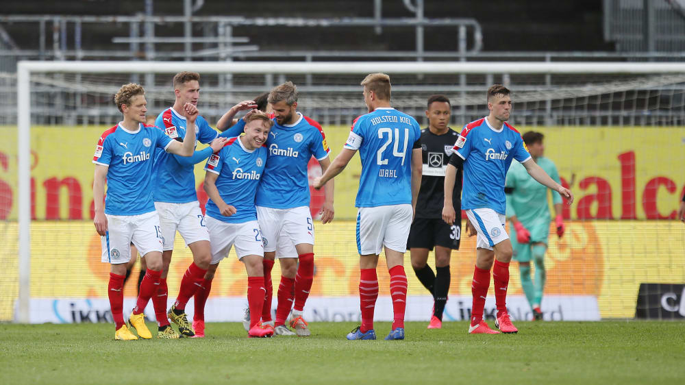 Hatte dezimierte Schwaben nach der Pause im Griff: Holstein Kiel.