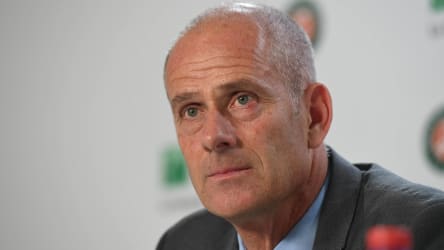 French-Open-Turnierdirektor Guy Forget denkt eine Verschiebung um eine Woche an.