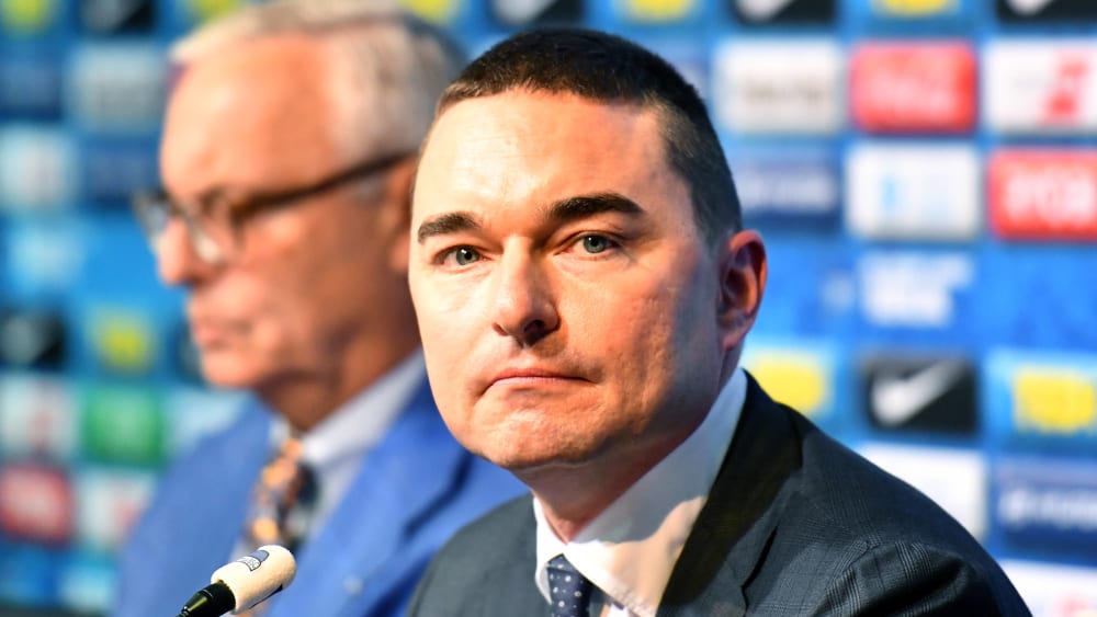 Wie groß wird's? Lars Windhorst und Werner Gegenbauer äußerten sich zum Stadion-Neubau.