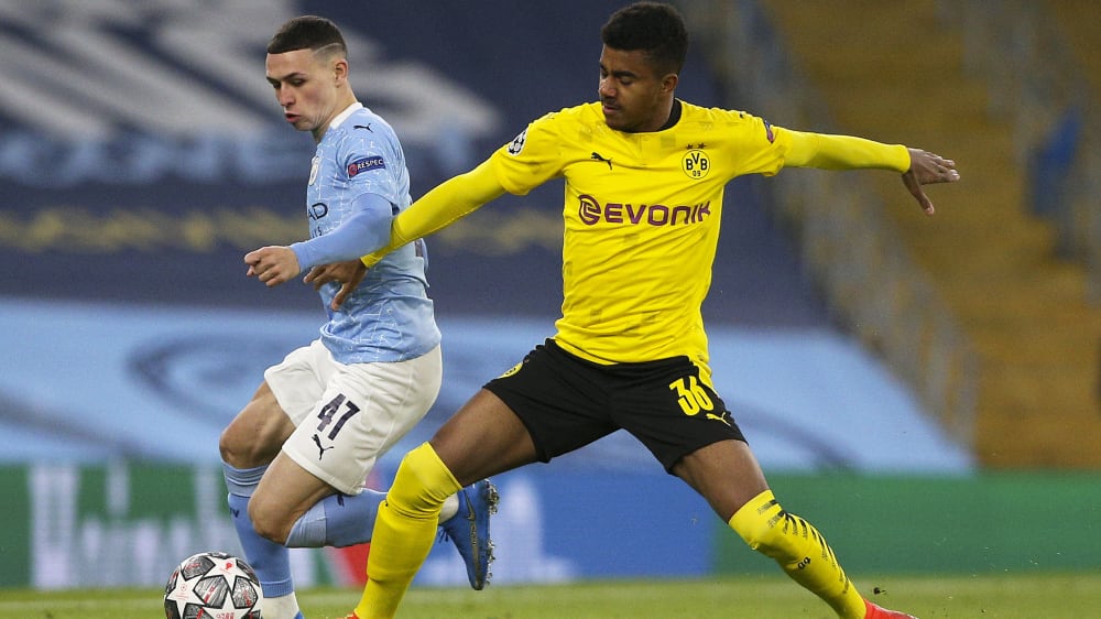 Plötzlich auf der großen Bühne: Ansgar Knauff (re.), hier im Duell mit Phil Foden.