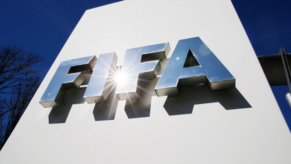 Die Fédération Internationale de Football Association ist der Weltverband im Fußball.