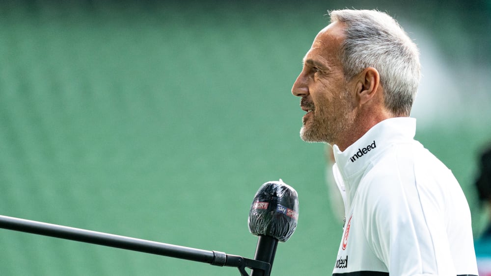 Richtet den Blick nun wieder eher nach oben: Adi Hütter.
