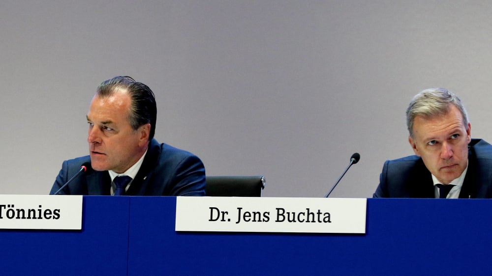 Clemens Tönnies ist auf Schalke zurückgetreten, Dr. Jens Buchta (rechts) übernimmt ab sofort.