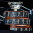 Um diese Trophäe geht es in Malaga: Der Davis Cup.