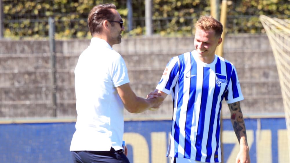 Michael Preetz und Ondrej Duda (re.)
