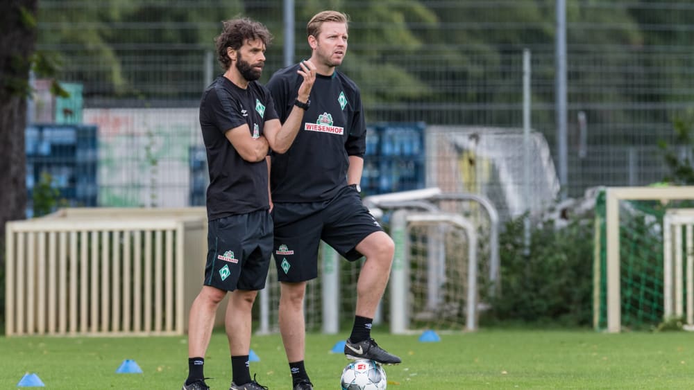 Degradiert: Axel Dörrfuß (l., mit Trainer Florian Kohfeldt) ist ab sofort nicht mehr für die Werder-Profis zuständig.