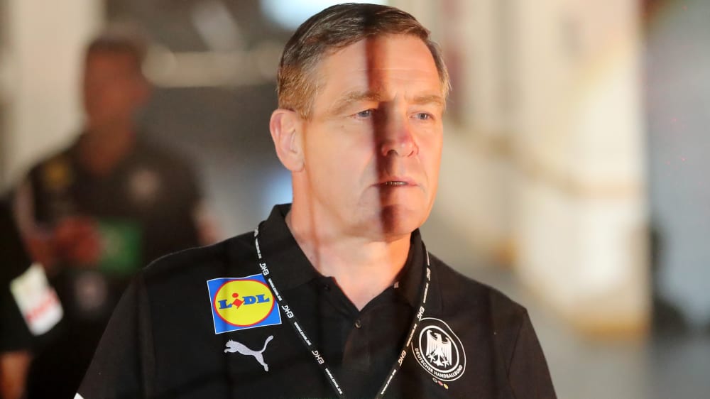 Alfred Gislason feierte mit seinem Team einen Sieg beim Debüt.