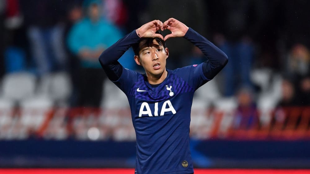 Doppeltorschütz Heung-Min Son bejubelt seinen Treffer zum 3:0.