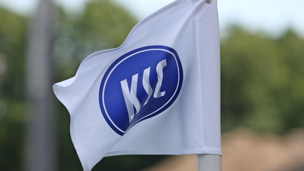 Team in Quarantäne: Für gleich drei Zweitliga-Spiele muss der Karlsruher SC eine Verlegung bei der DFL beantragen.
