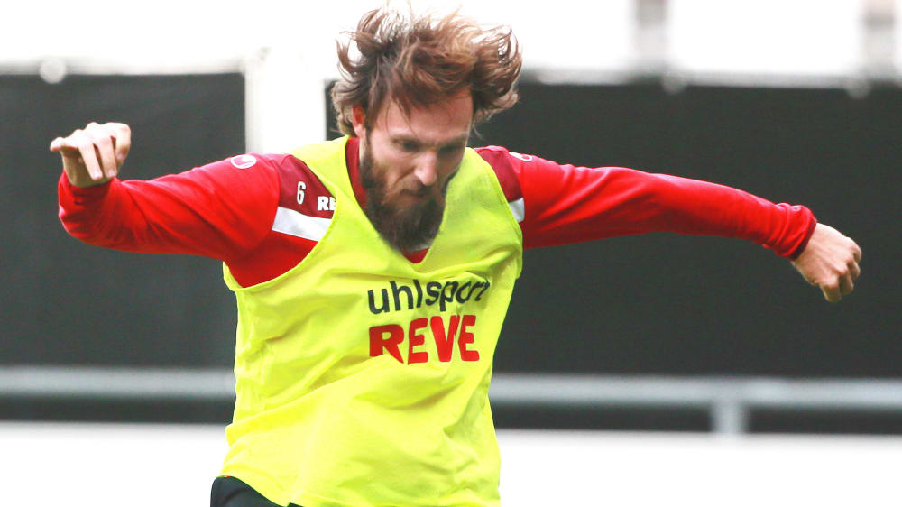 Wild entschlossen, die Bayern zu stoppen - wenn er darf: Kölns Mittelfeldspieler Marco Höger.