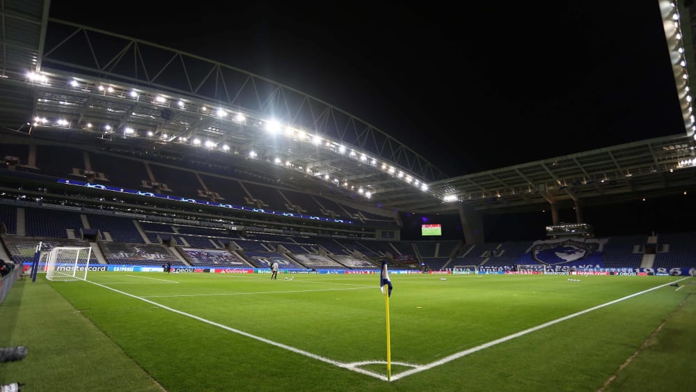 Englische Fans können nach Porto und dort ins Estadio do Dragao.