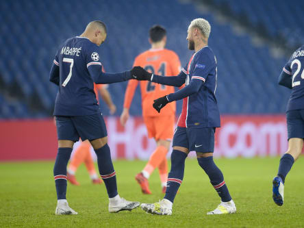 Schlag ein: Kylian Mbappé (l.) und Neymar beim Torjubel.