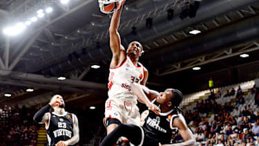 BOLOGNA, ITALY - APRIL 07: David McCormack, #33 of FC Bayern Munich during the EuroLeague match between Virtus Bologna and FC Bayern Munich at Virtus Arena on April 07, 2026 in Bologna, Italy. (Photo by Luca Sgamellotti/Euroleague Basketball via Getty Images)