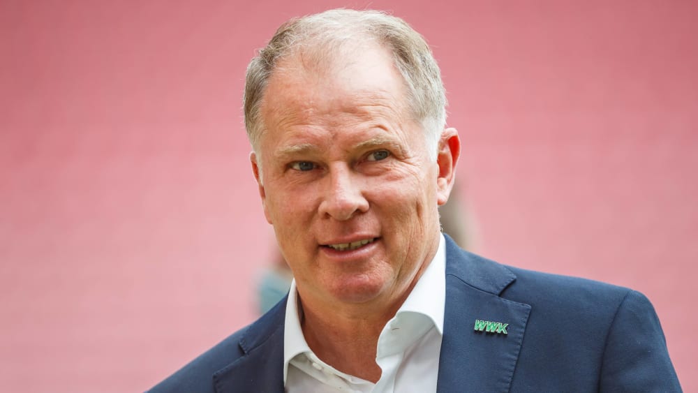 Kündigt eine kritische Saison-Analyse an: Augsburgs Macher Stefan Reuter.