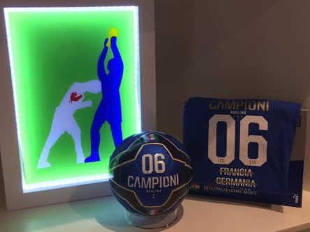 Marco Materazzi zeigt seinen "Schrein".