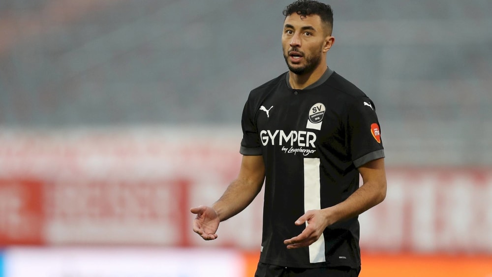 Aziz Bouhaddouz wird künftig für den MSV Duisburg auflaufen.