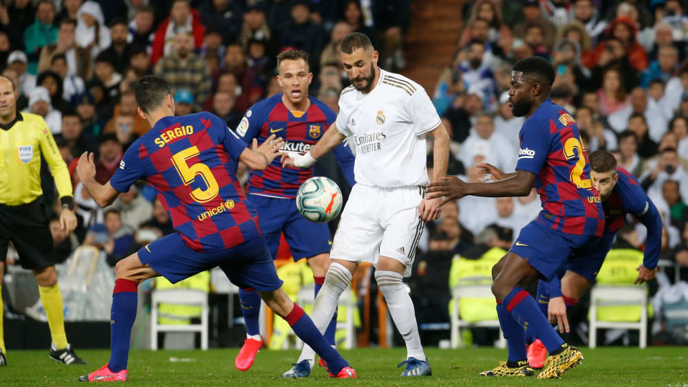 Wann rollt der Ball in Spanien wieder? Szene aus dem letzten Clasico.