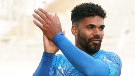 Jahn Regensburg verpflichtet Angreifer André Becker vom FC-Astoria Walldorf.