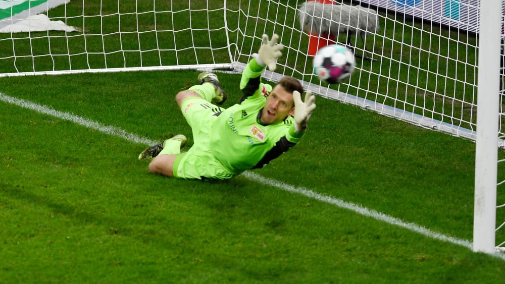 Weiter die Nummer 1: Andreas Luthe.