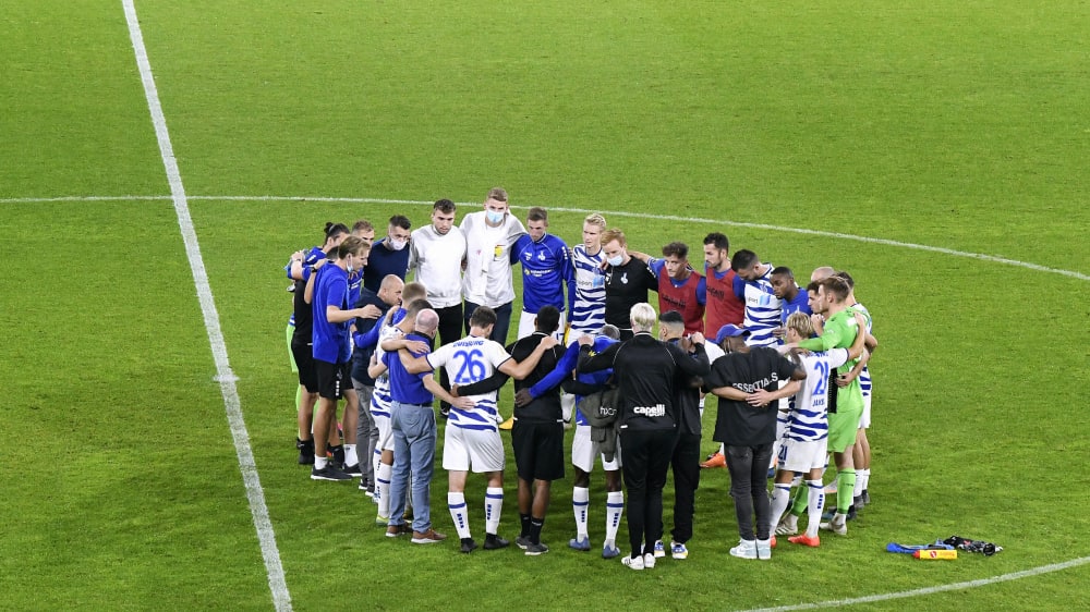 Duisburger Mannschaftskreis nach dem Spiel
