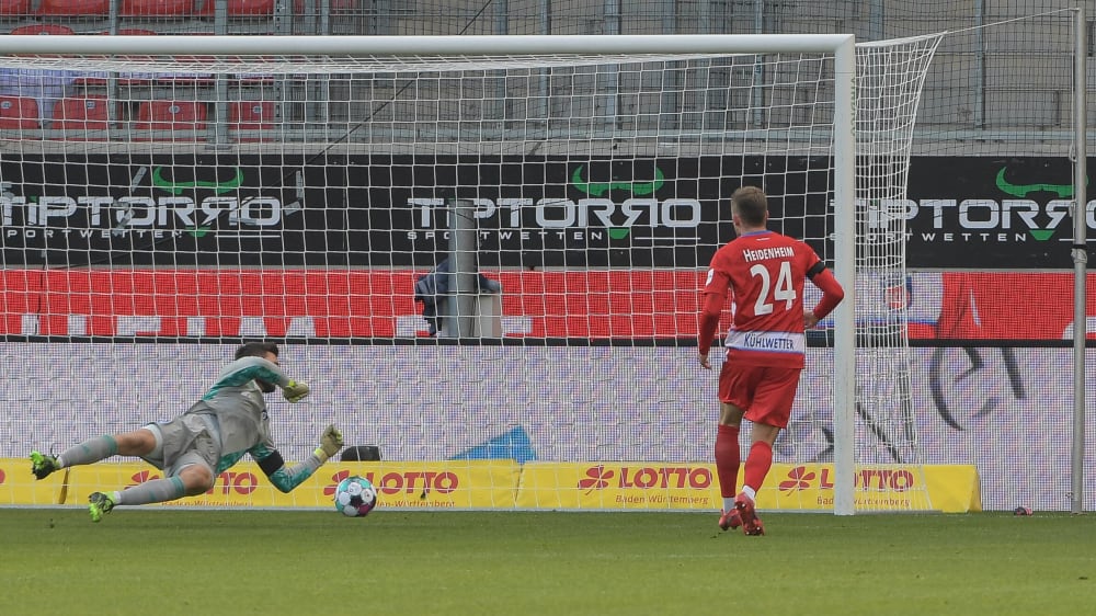 Viermal getroffen, dreimal regulär: Matchwinner Christian Kühlwetter (r.).