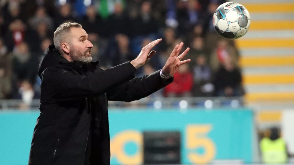 VfB-Trainer Tim Walter arbeitet bei den Stuttgartern auf Bewährung.