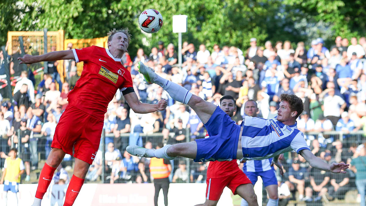 Hertha gewinnt in Lichtenberg - und muss Schuler ersetzen