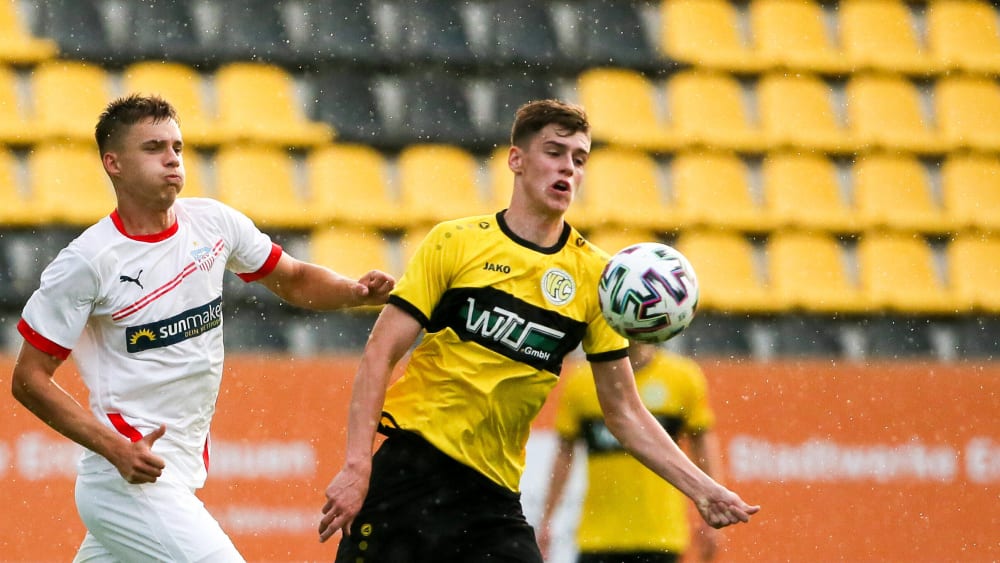 Nils Fischer (gelb, hier im Test gegen Zwickau) verlässt den VFC Plauen.