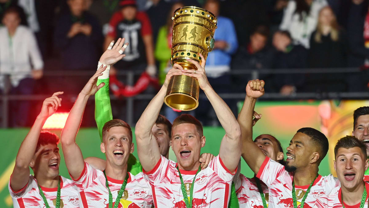 DFB Sportgericht Sperrt Halstenberg Kicker