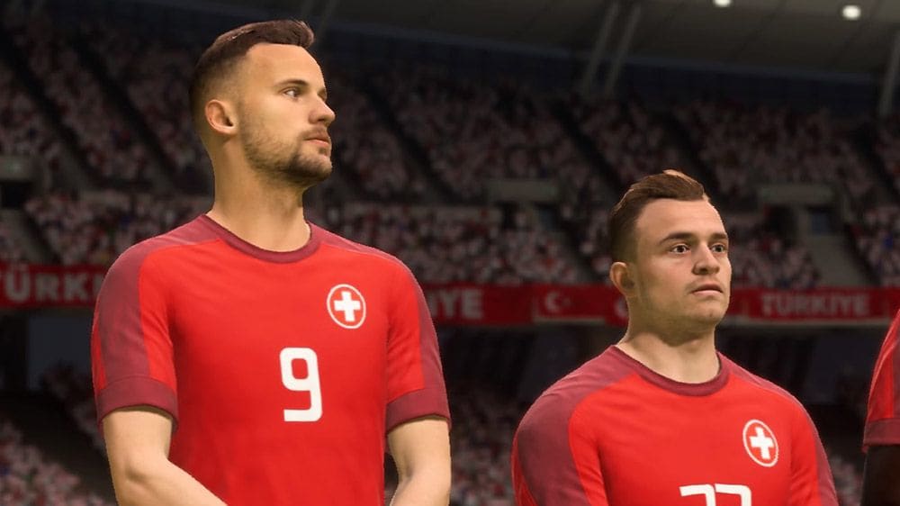 Haris Seferovic (l.) und Xherdan Shaqiri (r.) laufen in FIFA 22 angeblich nicht mehr für die Schweiz auf.