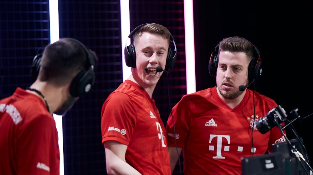 Das bayerische PES-Trio setzte sich gegen Juventus Turin und den FC Barcelona durch.