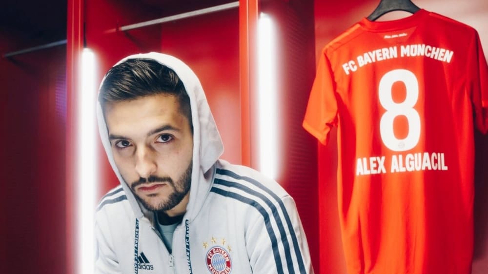 Alex Alguacil von FC Bayern Esports im Interview zu PES 2020.