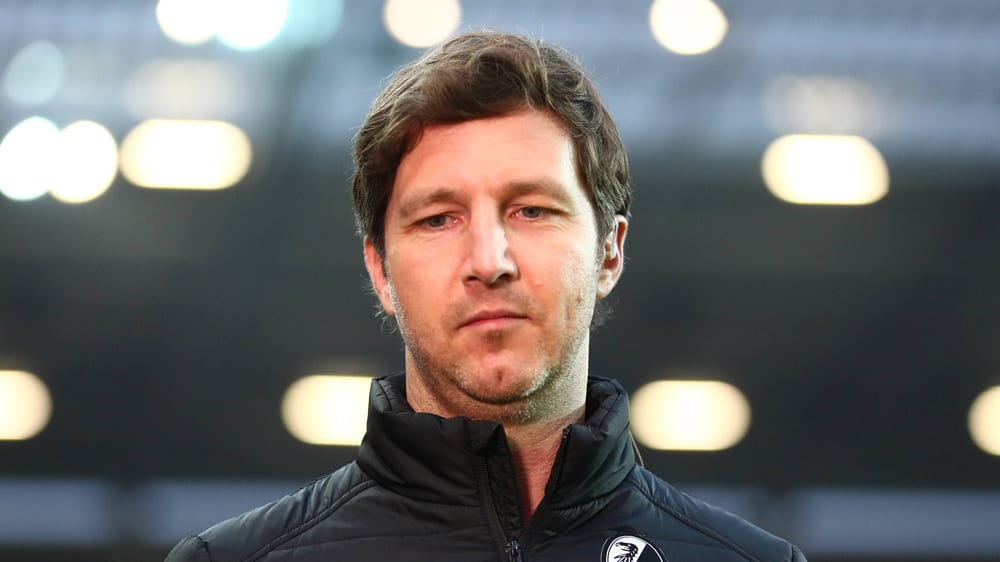 SC Freiburgs Sportdirektor Jochen Saier sieht eine Gefahr im eSport.