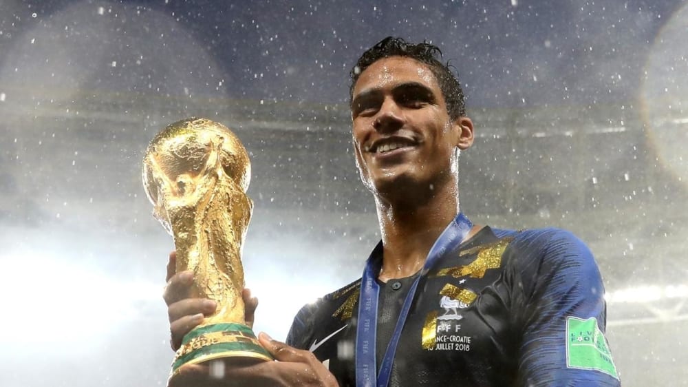 Raphäel Varane trat dem Klub der Double-Gewinnern 2018 bei