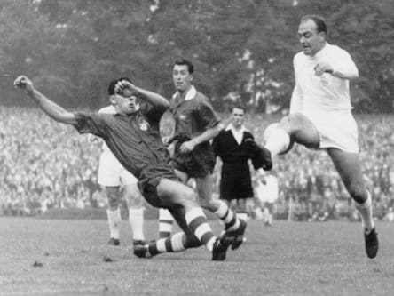 Alfredo di Stefano (re.)