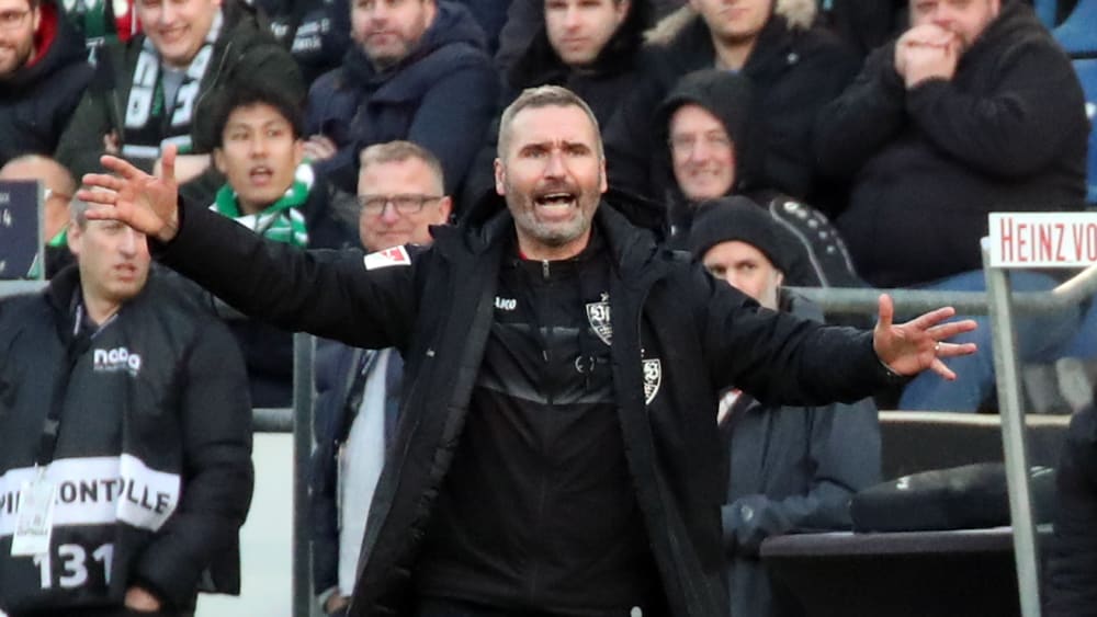 Darf er beim VfB weitermachen? Tim Walter.